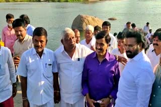 Janardhan reddy visited Gangavathi with Sriramulu