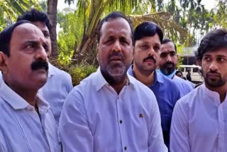 ut khader says ibrahim will not leave congress