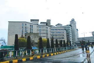 skims-soura-to-resume-opd-services-from-tomorrow-amid-decline-in-covid-cases