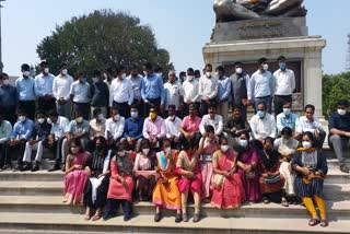 KAS officers who protest infront of the vidhana souda