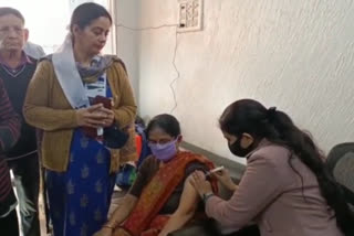 vaccination camp started in Krishna Nagar delhi
