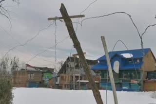 Power Crisis in Shopian Village: شوپیان میں بجلی سپلائی کی خراب صورتحال سے عوام پریشان