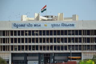 Gujarat Assembly Elections 2022 : ગુજરાતમાં ચૂંટણી પહેલાં પક્ષો કોમી હિંસા અને પાકિસ્તાન મુદ્દાની રાજનીતિ કરે છે તે કેટલી યોગ્ય