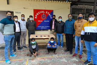 South West Delhi Special Staff arrested two snatcher