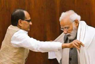 Madhya Pradesh Chief Minister Shivraj Singh Chouhan on Thursday met Prime Minister Narendra Modi in New Delhi. He also invited the PM to visit the state for the ground-breaking ceremony of the multi-crore project linking the Ken and Betwa rivers.