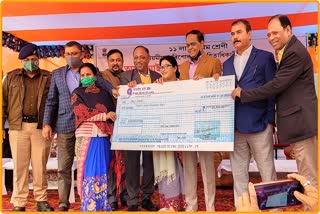 Cheques Distribution under Assam Micro Finance Incentive and Relief Scheme 2021