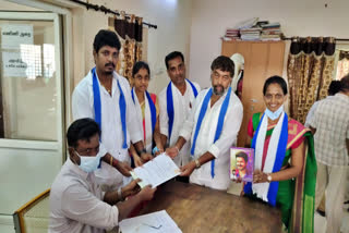 vijay makkal iyakkam  vijay makkal iyakkam nomination filed  vijay makkal iyakkam nomination filed for urban local election  urban local election  urban local election nomination  விஜய் மக்கள் இயக்கம்  வேட்பு மனு தாக்கல்  நகர்ப்புற உள்ளாட்சி தேர்தல்  அதிமுக பானியில் வேட்பு மனு தாக்கல்  நகர்ப்புற உள்ளாட்சி தேர்தலுக்கு வேட்பு மனு தாக்கல்