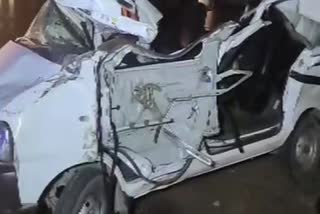 Road Accident in UP:  ଇକୋ କାର ଦୁର୍ଘଟଣା ଗସ୍ତ ହେବାରୁ ୫ଜଣଙ୍କର ମୃତ୍ୟୁ