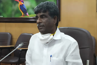 Minister kota shrinivas poojari on hijab