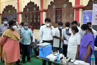 சுகாதாரத்துறை செயலாளர் ராதாகிருஷ்ணன் ஆய்வு