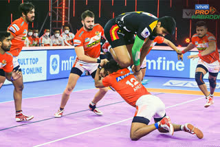 Gujarat Giants beats Bengaluru Bulls 40-36