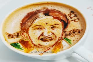 Tribute to Lata Mangeshkar by carving a picture on coffee