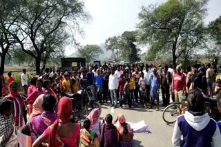 road-accident-in-ranchi-villagers-blocked-road-with-dead-body