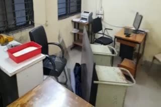 Vandalism at Shegaon police station