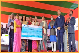 cheques-distribution-under-assam-micro-finance-incentive-and-relief-scheme-2021