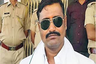 Jagan Gurjar surrenders before Karauli SP