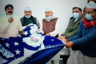 Chadarposhi on behalf of CM Nitish in Ajmer Sharif Dargah