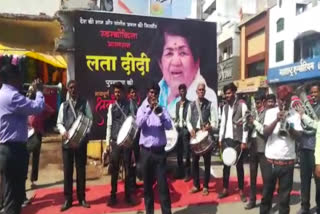 Band Pathak Paid homage to Lata Didi