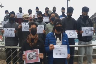 Protest Against acid Attackers