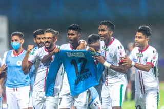 ISL 2022  ISL update  ISL points  atk mohun bagan beat hyderabad fc  ഹൈദരാബാദിനെ വീഴ്‌ത്തി മോഹൻ ബഗാൻ  മോഹൻ ബഗാൻ പോയിന്‍റ് പട്ടികയിൽ നാലാം സ്ഥാനത്ത്  ഐഎസ്എൽ 2022  ഇന്ത്യൻ സൂപ്പർ ലീഗ്  ഹൈദരാബാദിനെ അട്ടിമറിച്ച് മോഹൻ ബഗാൻ