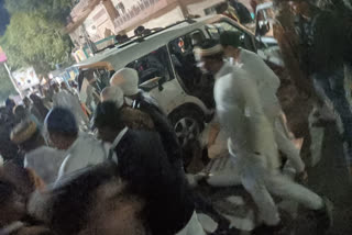 Smuggler mounts car on Ajmer Sharif pilgrims, one dead, four injured, an accused arrested
