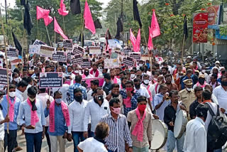 PM remarks on erstwhile AP bifurcation: TRS stages protests across Telangana