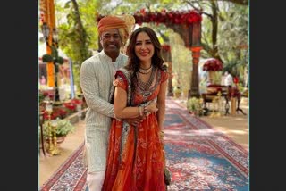 Kim Sharma Bold Photos,kim sharma relationship with leander paes,Kim Sharma boyfriend Leander Paes,Kim Sharma shared pictures from a wedding,ಖ್ಯಾತ ಟೆನ್ನಿಸ್ ಆಟಗಾರ ಲಿಯಾಂಡರ್ ಪೇಸ್,ಬಾಯ್ ಫ್ರೆಂಡ್​ ಜೊತೆ ರೋಮ್ಯಾಂಟಿಕ್ ಫೋಟೋದಲ್ಲಿ ಕಿಮ್ ಶರ್ಮಾ,ಖ್ಯಾತ ಟೆನ್ನಿಸ್ ಆಟಗಾರ ಲಿಯಾಂಡರ್ ಪೇಸ್ ಗರ್ಲ್​ ಫ್ರೆಂಡ್​