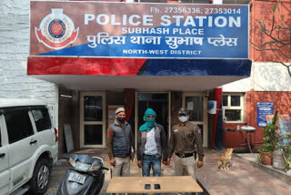 पुलिस की गिरफ्त  में आरोपी