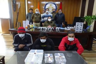 karnal police arrested three thieves