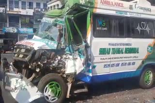 Kasargod ambulance KSRTC bus accident patient died  Kasargod ambulance and KSRTC bus collided and the patient died  കാസർകോട് ആംബുലൻസും കെഎസ്ആർടിസി ബസും കൂട്ടിയിടിച്ച് രോഗി മരിച്ചു  കുമ്പള പരിയാരം ആംബുലൻസ് അപകടം രോഗി മരിച്ചു  പെർമുദെ സ്വദേശി ആംബുലൻസ് മരണം  Kumbala Pariyaram ambulance accident patient dies