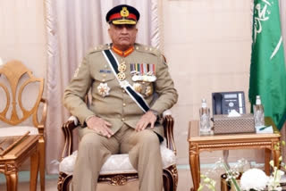 Pakistan Chief of Army Staff (COAS) General Qamar Javed Bajwa visited Nagarparkar tehsil of district Tharparkar and spent the day with troops and also met local Hindu community.