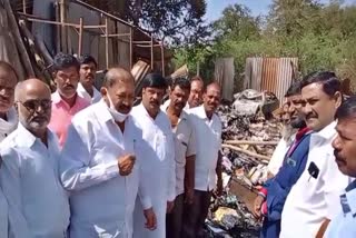 MLA Ramachandrappa gave 50 thousand who were loss  shops in fire incident   at Davanagere