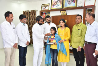 Minister Srinivas Goud congratulates all Nobel World Record holder Annica reddy