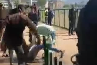 fight between students in Mandi