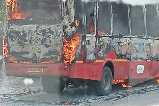 Navi Mumbai mnc bus caught fire