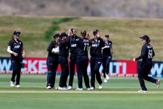 new-zealand-women-wons-against-team-india