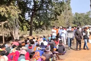 Villagers jammed Kanker Narayanpur State Highway