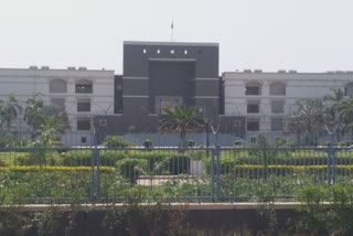 ફાયર NOC વગરની સ્કૂલો અને હોસ્પિટલો સામે ગુજરાત હાઇકોર્ટની લાલઆંખ