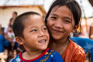 covid vaccine to children in Laos