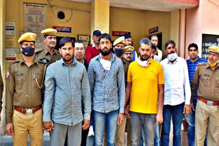 Drug smuggling gang busted in Jaipur