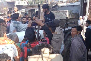 Clash broke out between two communities in Salempur Gada village of Behat police station area under Sharanpur district on Wednesday morning amid the ongoing preparations for Ravidas Jayanti