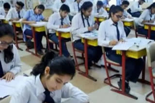 The Jammu and Kashmir Board of School Education (BOSE) on Wednesday declared the class 10th annual regular results for the Kashmir division.