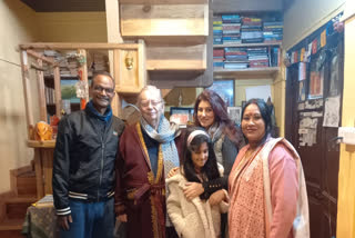 Twinkle Khanna meets with author ruskin bond