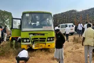 accident-between-ksrtc-bus-and-bike-in-chikkodi