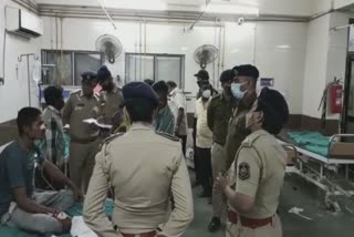 Attempt to commit suicide In Vadodara: વડોદરા શહેર પોલીસ કમિશ્નર કચેરીમાં યુવકનો ઝેરી દવા ગટગટાવી આપઘાતનો પ્રયાસ