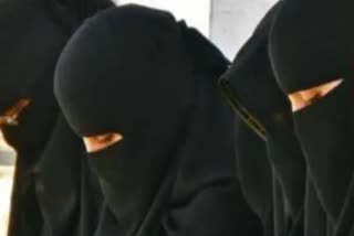 girl reached school wearing hijab in una