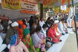 farmer protest in narnaund