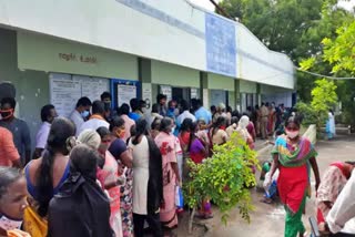 tamil-nadu-urban-civic-polls-voting-2022