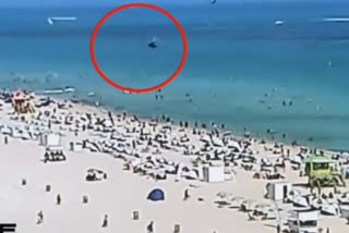 helicopter-crashes-near-miami-beach-swimmers