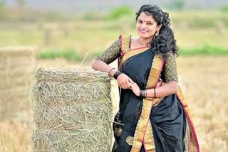 Folk singer sirisha